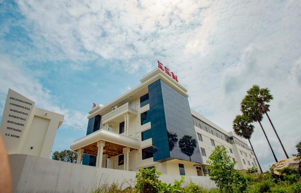 Kkm International Hotel Kuzhittura Luaran gambar