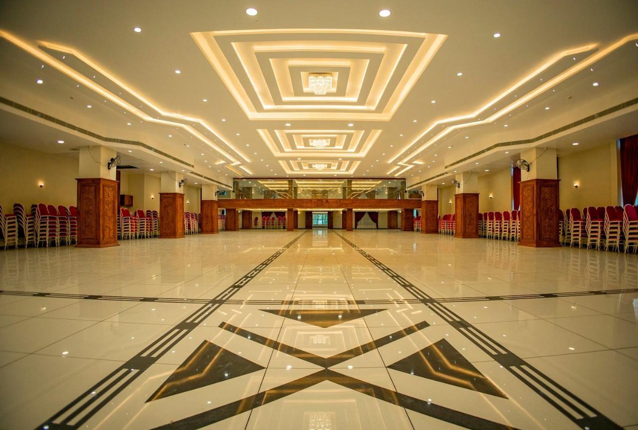 Kkm International Hotel Kuzhittura Luaran gambar