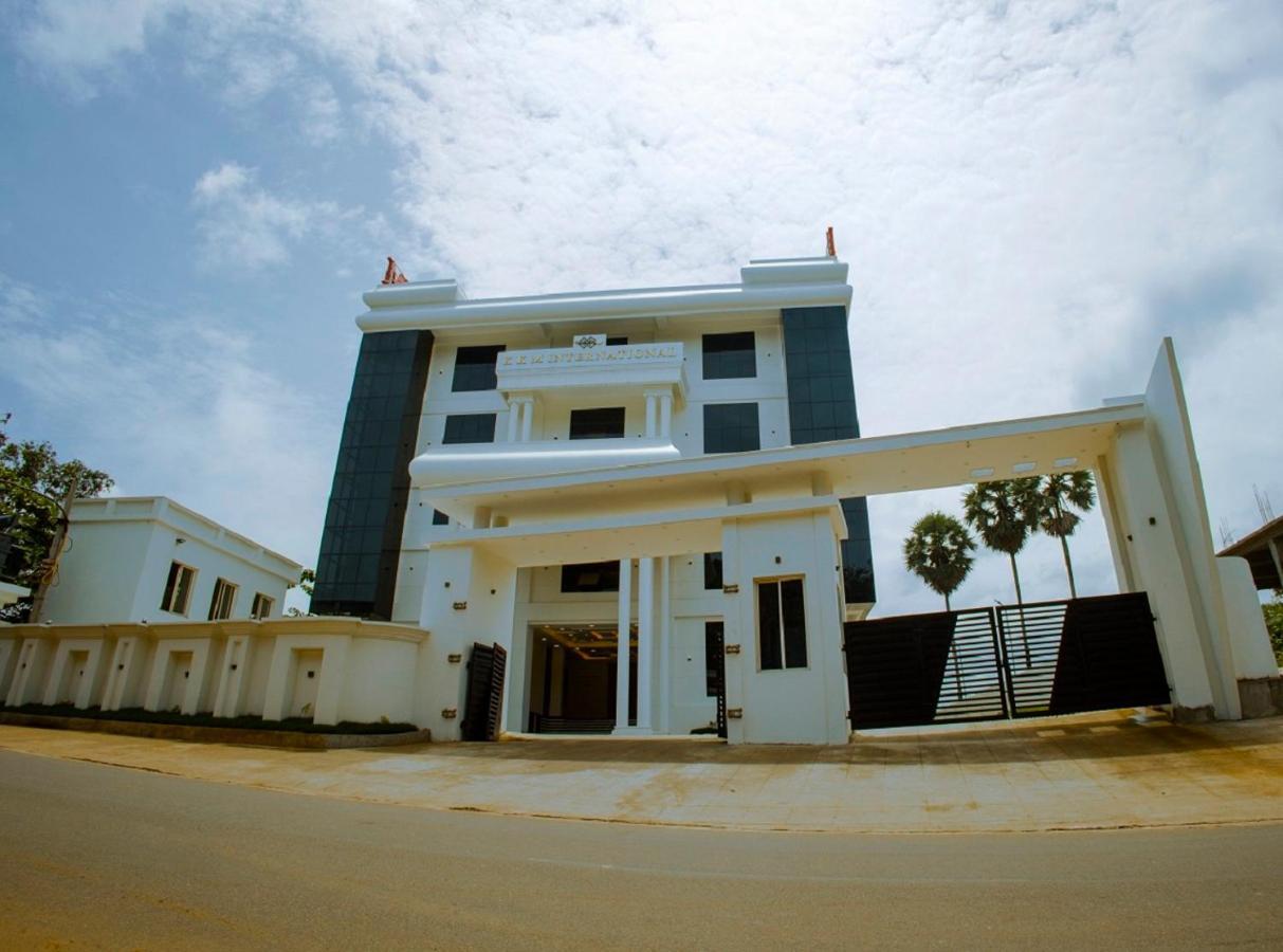 Kkm International Hotel Kuzhittura Luaran gambar